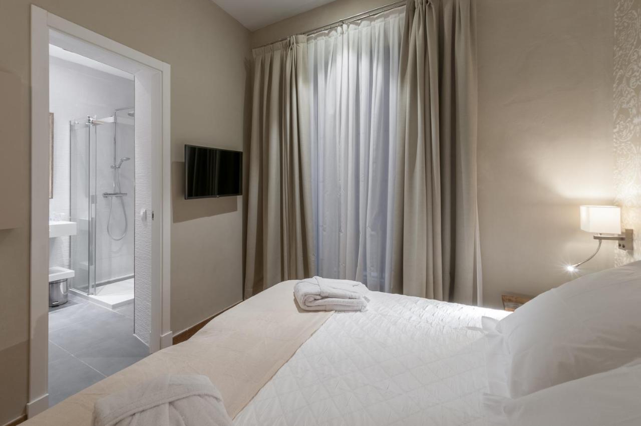 סביליה Suites Murillo Catedral מראה חיצוני תמונה