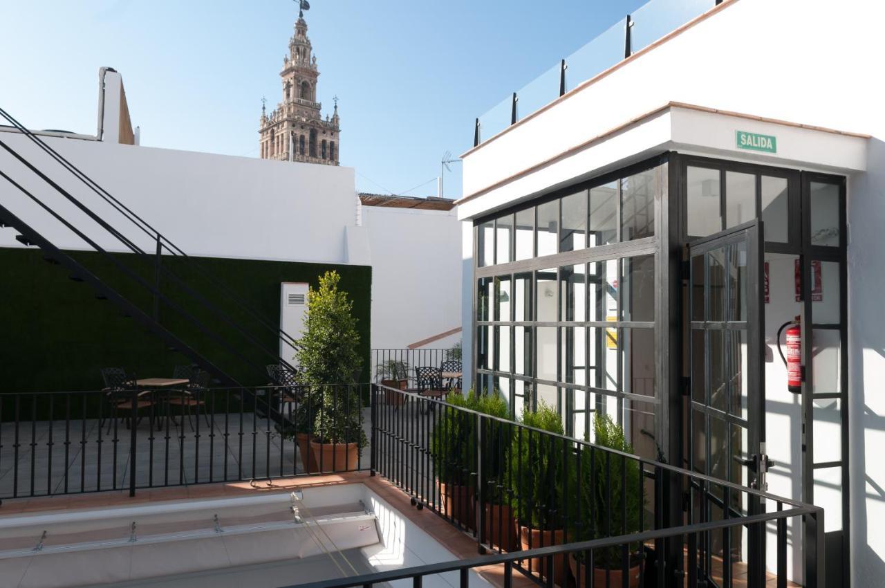 סביליה Suites Murillo Catedral מראה חיצוני תמונה