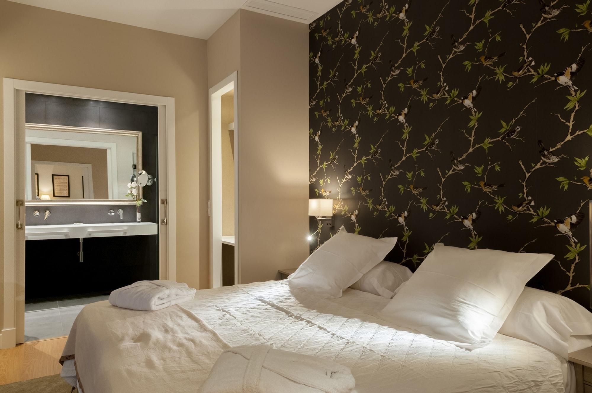 סביליה Suites Murillo Catedral מראה חיצוני תמונה