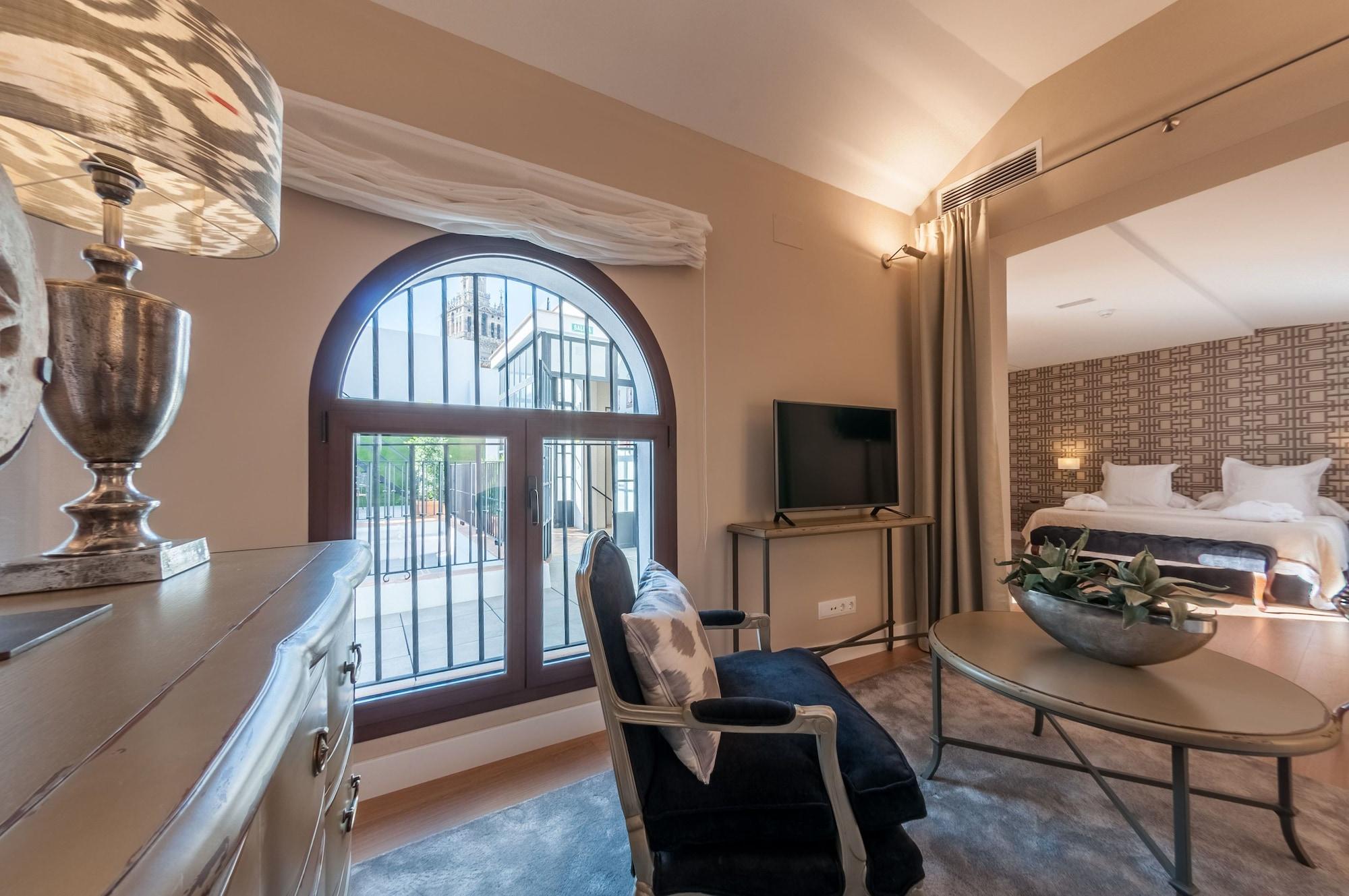 סביליה Suites Murillo Catedral מראה חיצוני תמונה
