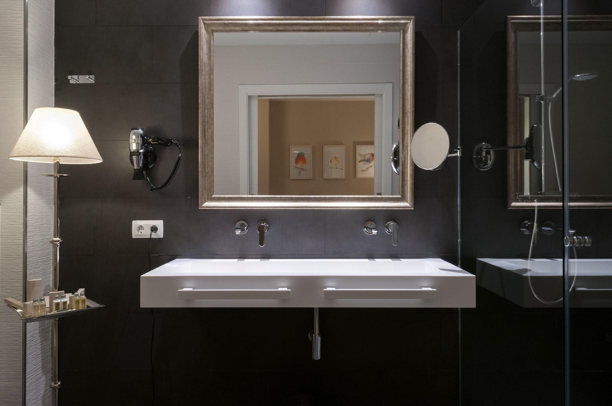 סביליה Suites Murillo Catedral מראה חיצוני תמונה