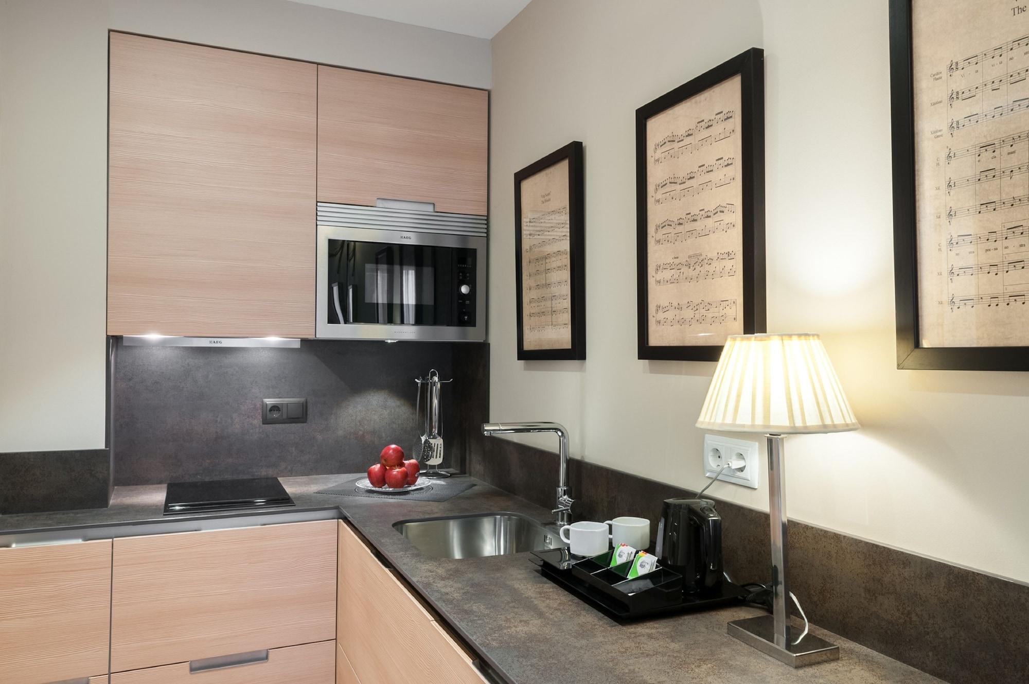 סביליה Suites Murillo Catedral מראה חיצוני תמונה