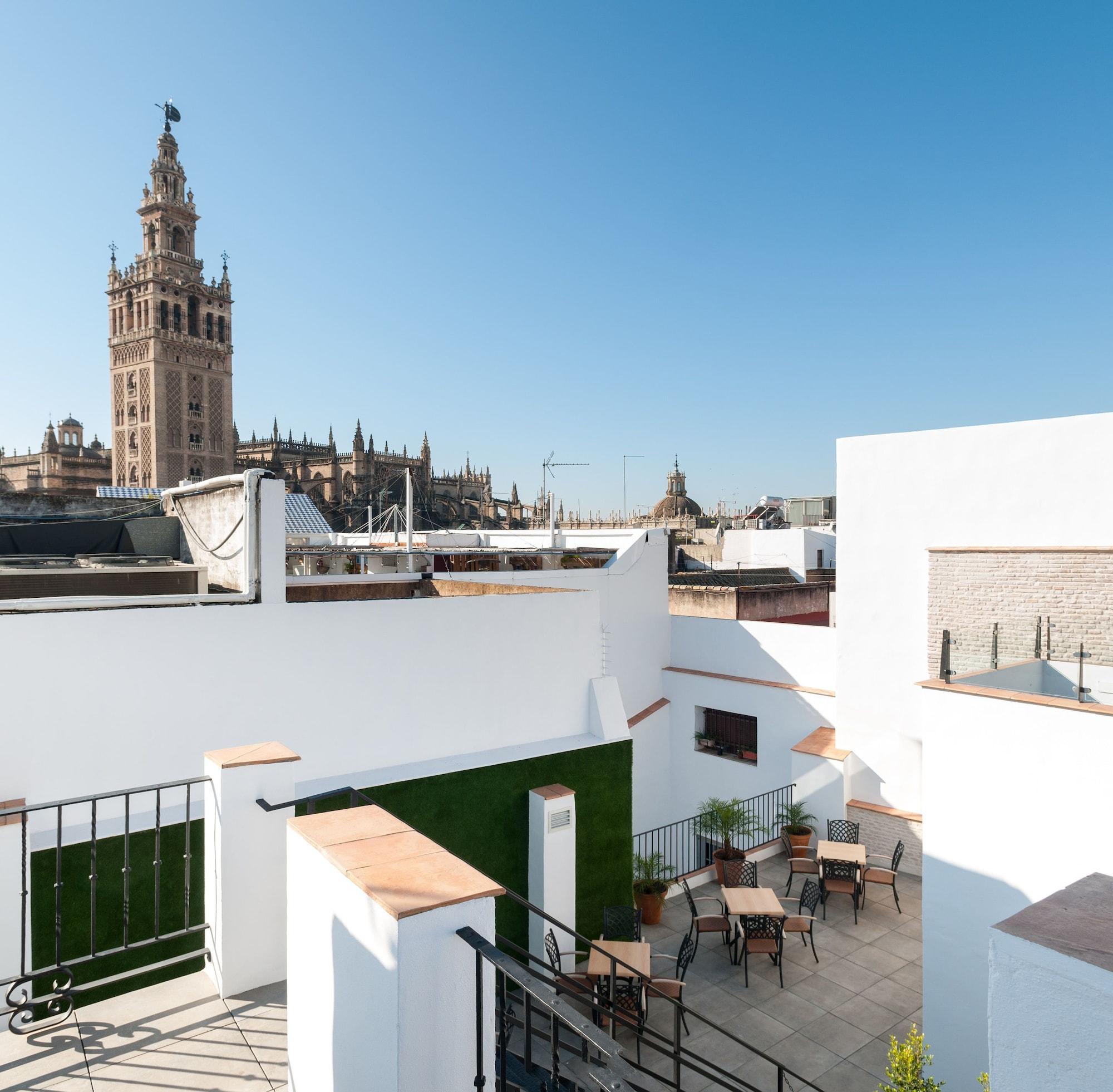 סביליה Suites Murillo Catedral מראה חיצוני תמונה