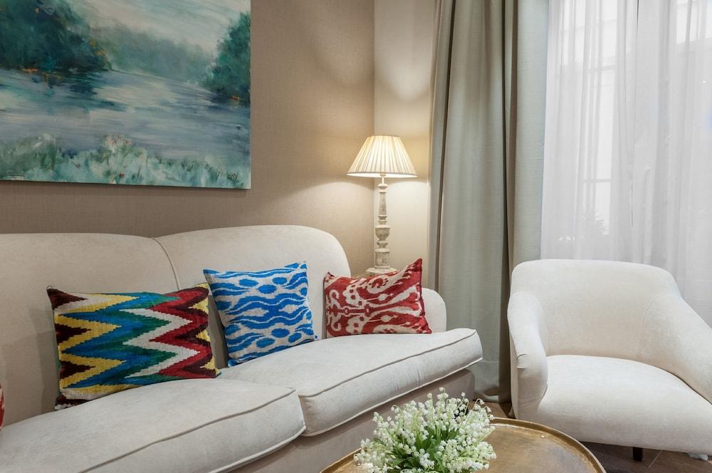 סביליה Suites Murillo Catedral מראה חיצוני תמונה