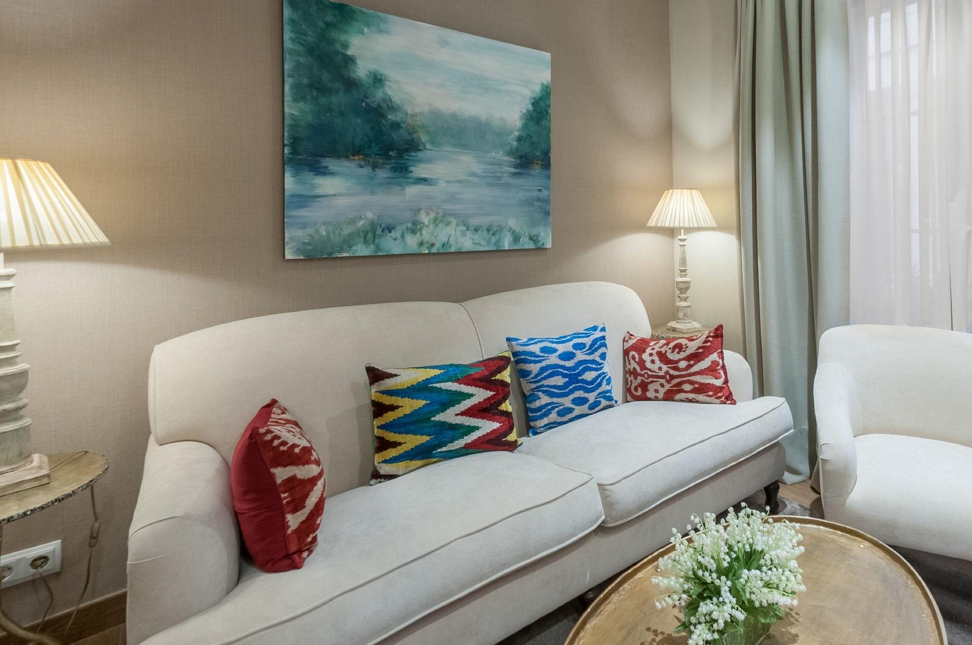 סביליה Suites Murillo Catedral מראה חיצוני תמונה
