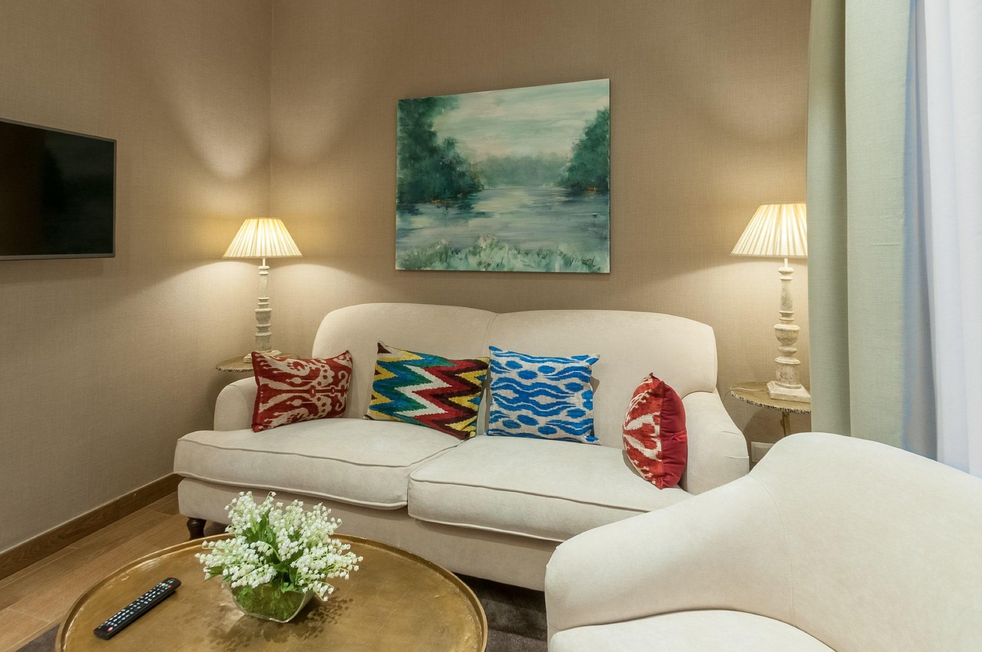 סביליה Suites Murillo Catedral מראה חיצוני תמונה