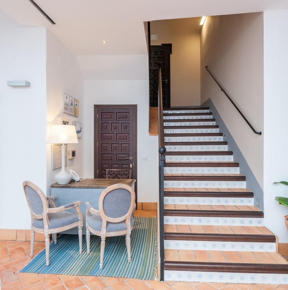 סביליה Suites Murillo Catedral מראה חיצוני תמונה